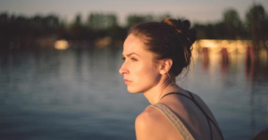 Leia mais sobre o artigo De que maneira eu ajudo uma pessoa com depressão?