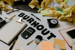 Leia mais sobre o artigo O que é estafa e como diferenciá-la do burnout?