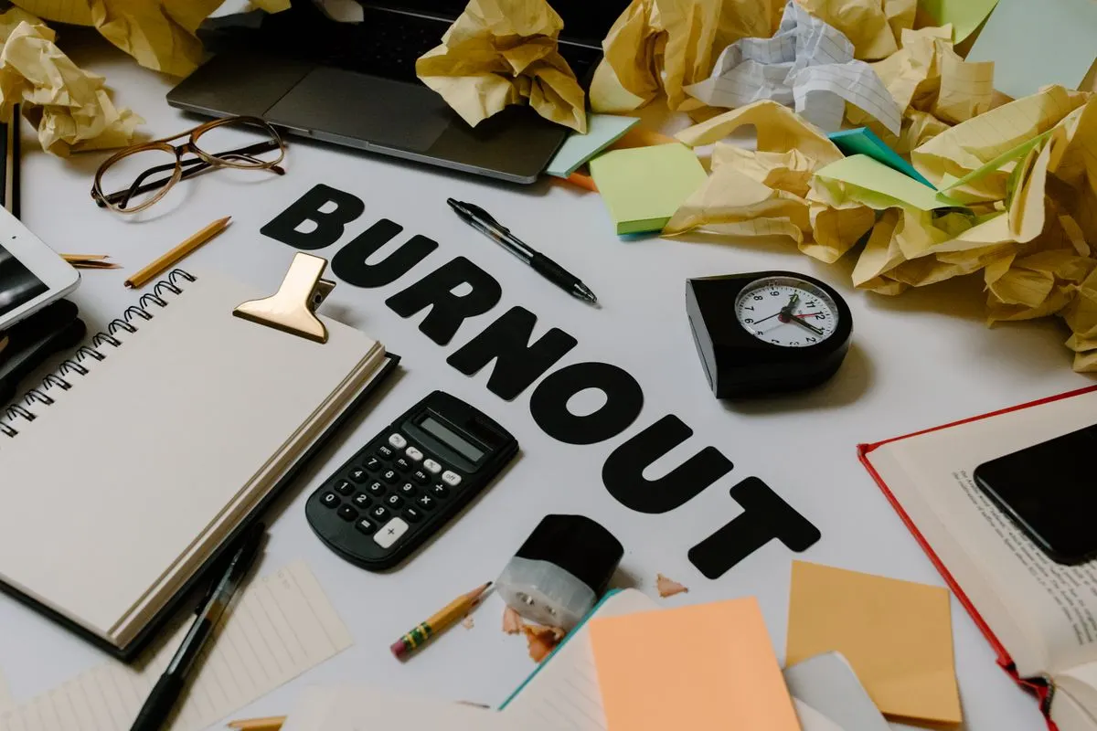 No momento, você está visualizando O que é estafa e como diferenciá-la do burnout?