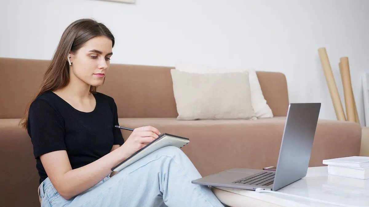 Psicólogo para adultos online e presencial: como escolher?